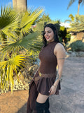 Vestido Bubble marrón de Noor De Luna con diseño abullonado y estilo moderno, mostrado en imagen.